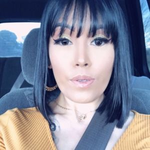 Meet your Posher, Cristina